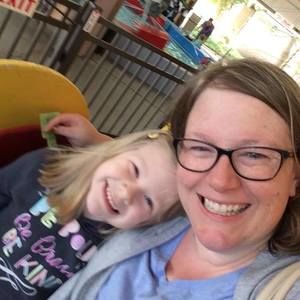 Meet your Posher, Olivia